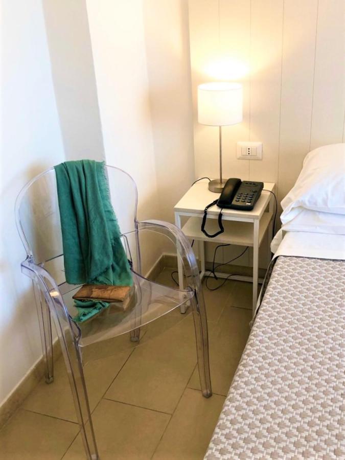 סקאורי Hotel Villa Eleonora מראה חיצוני תמונה