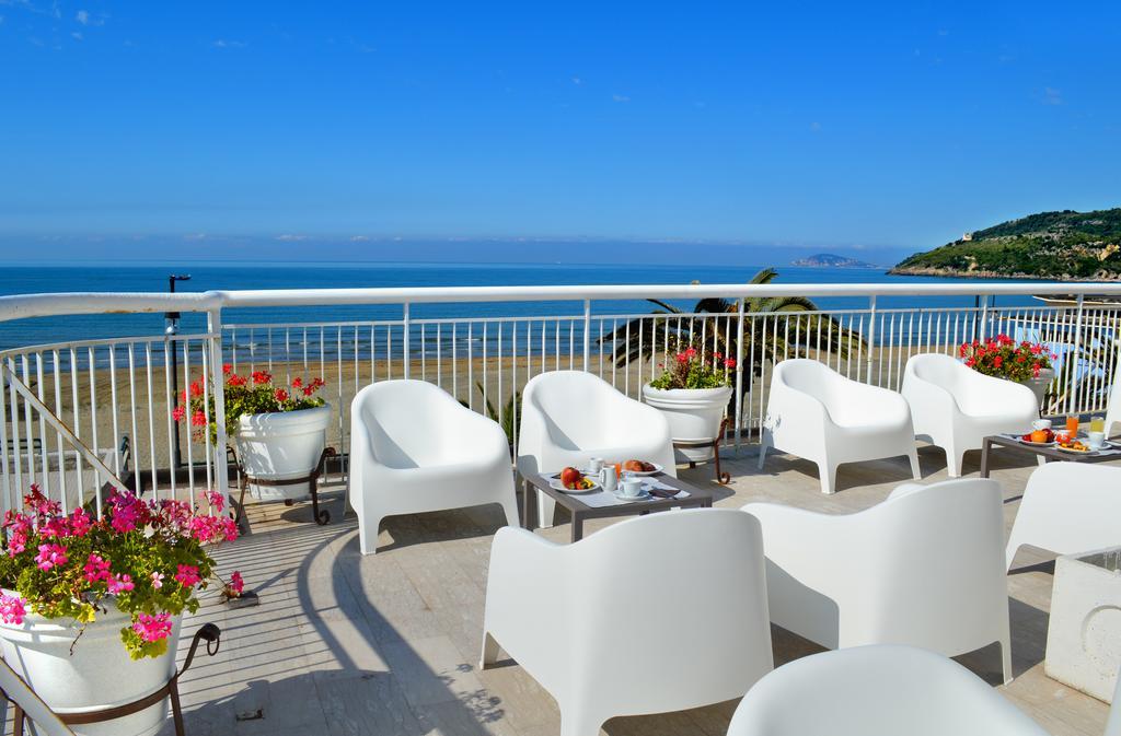 סקאורי Hotel Villa Eleonora מראה חיצוני תמונה