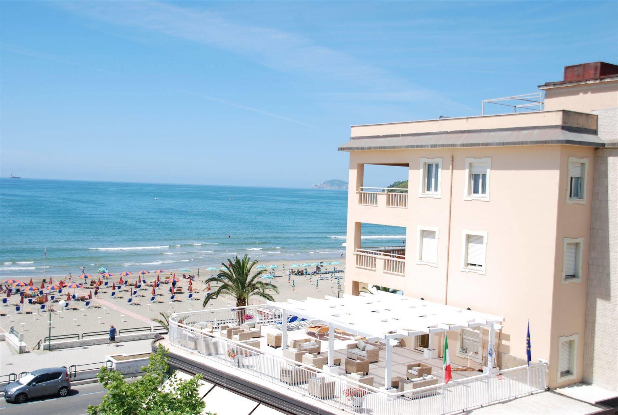 סקאורי Hotel Villa Eleonora מראה חיצוני תמונה