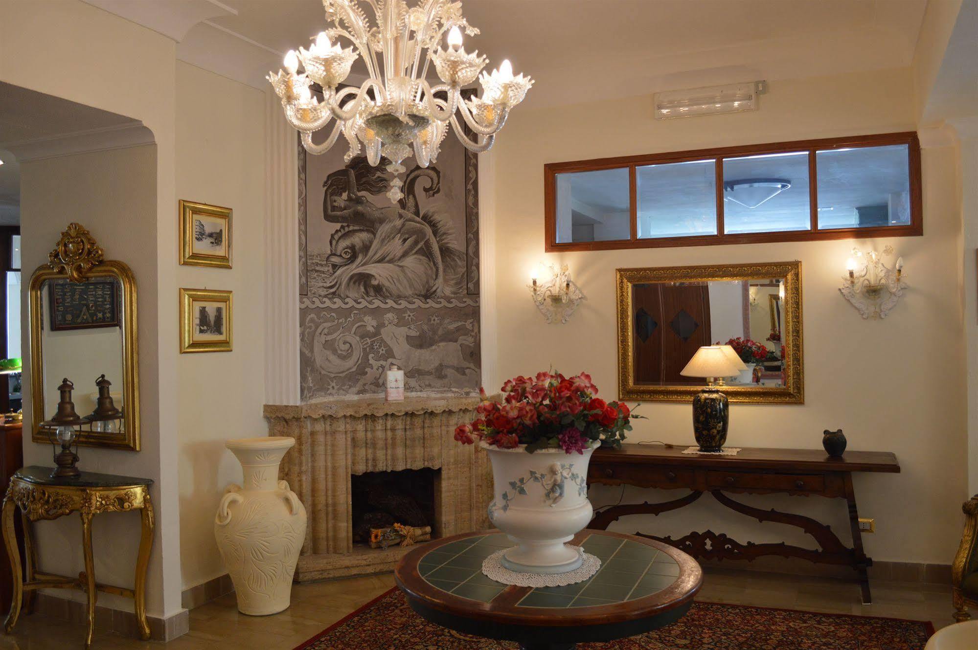 סקאורי Hotel Villa Eleonora מראה חיצוני תמונה